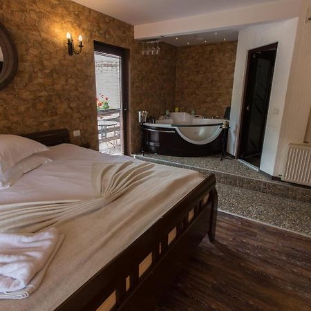 Pension Casa Wenge Sinaia Exterior photo