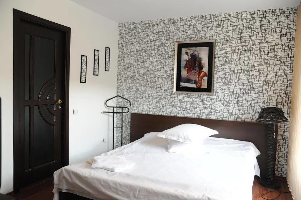 Pension Casa Wenge Sinaia Exterior photo