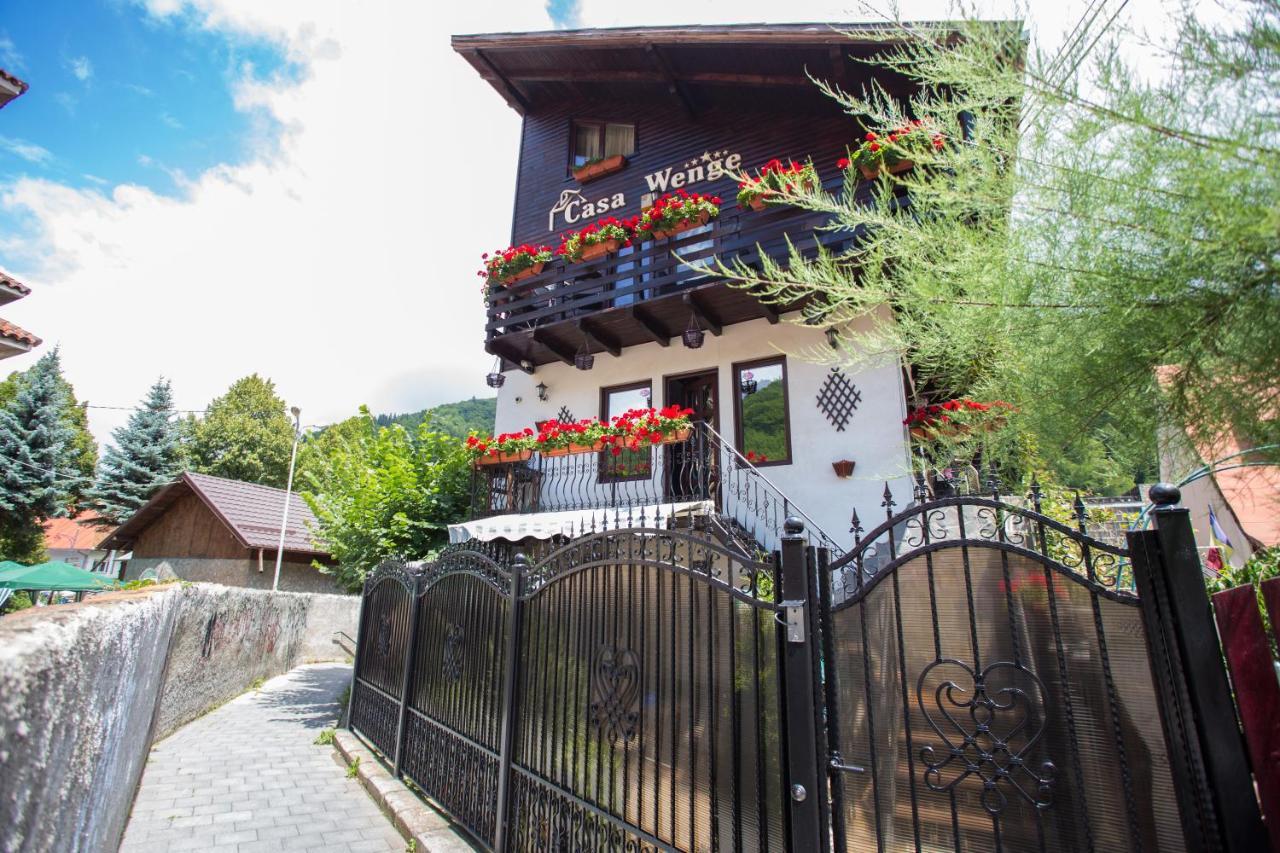 Pension Casa Wenge Hotel Sinaia Exterior photo